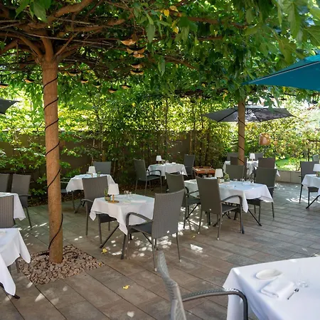 Restaurant La Charrue Hotel Sand