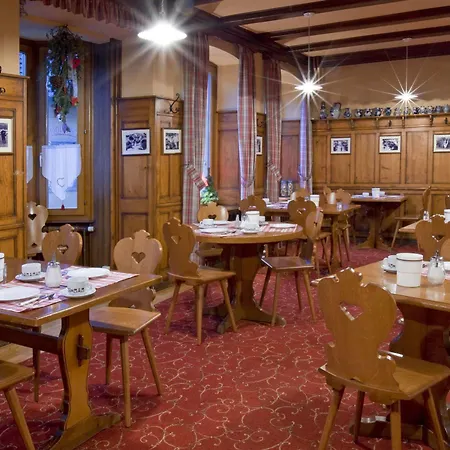 Hotel Restaurant La Charrue 3*