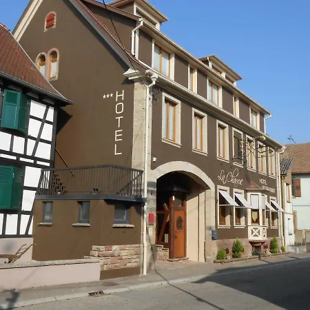 Hotel Restaurant La Charrue 3*